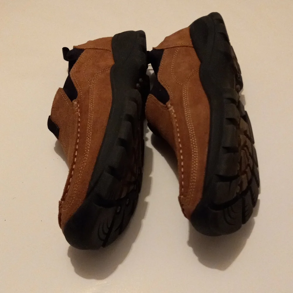 Lands End Men's Suede Slip On Shoes - Picture 8 of 8